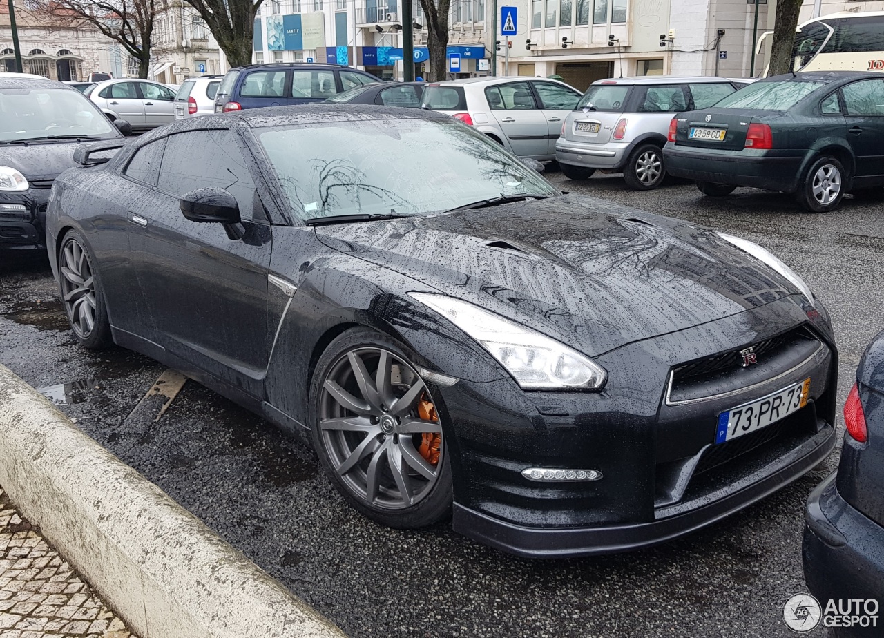 Nissan GT-R 2014