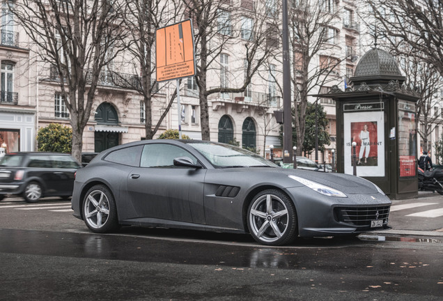 Ferrari GTC4Lusso