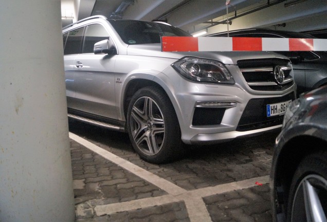 Mercedes-Benz GL 63 AMG X166