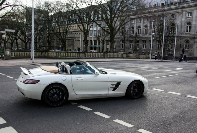 Mercedes-Benz SLS AMG Roadster