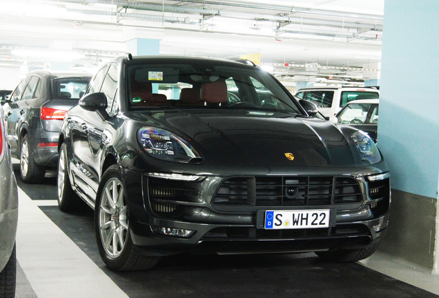 Porsche 95B Macan GTS