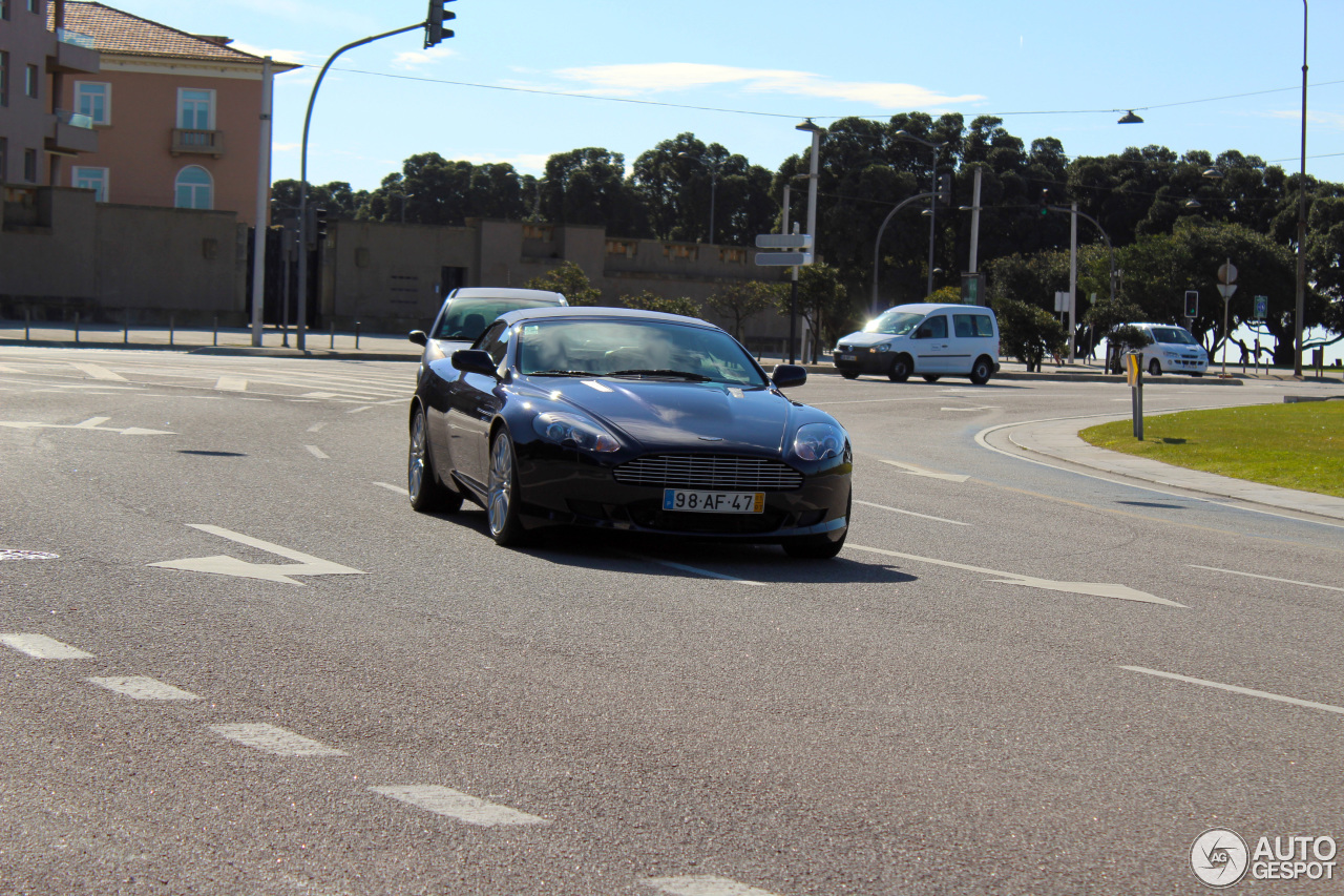 Aston Martin DB9 Volante