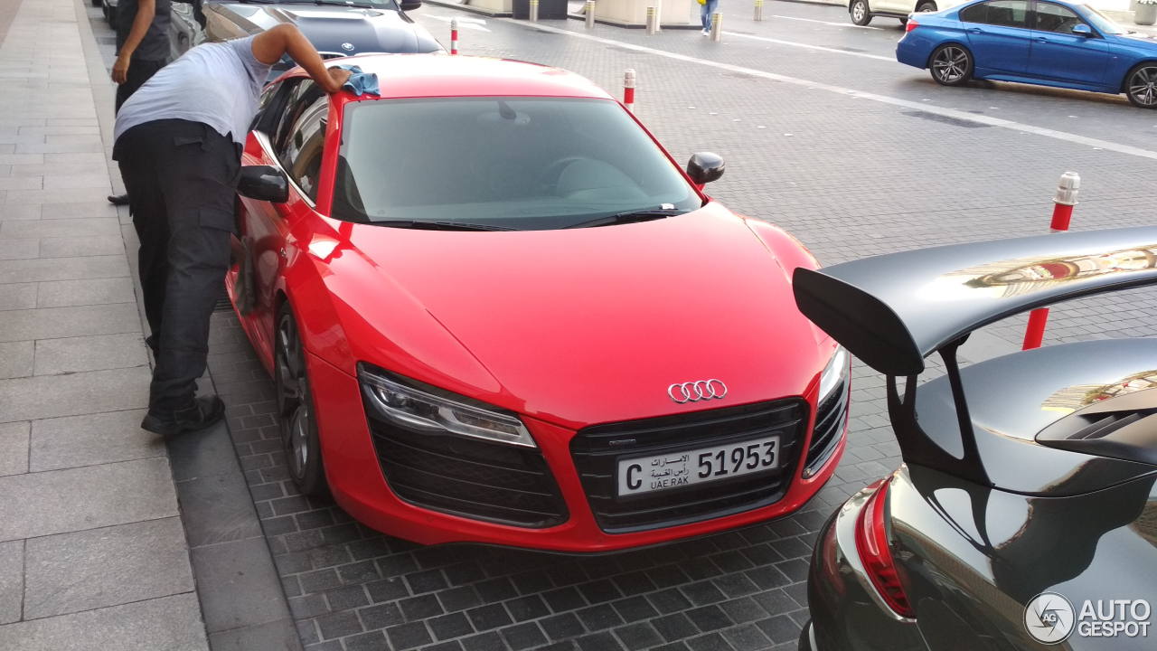 Audi R8 V10 2013