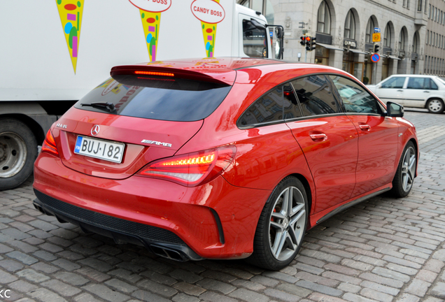 Mercedes-Benz CLA 45 AMG Shooting Brake