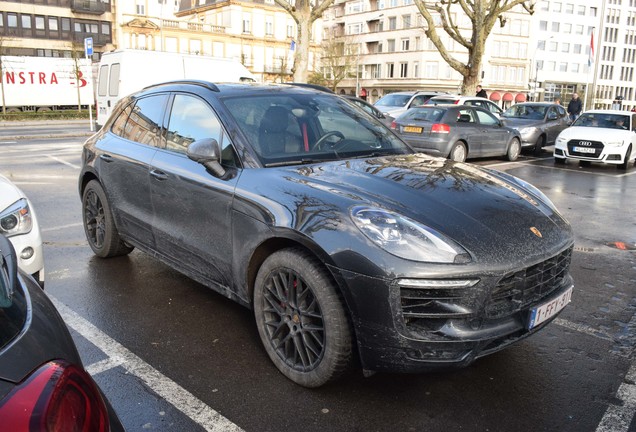 Porsche 95B Macan GTS