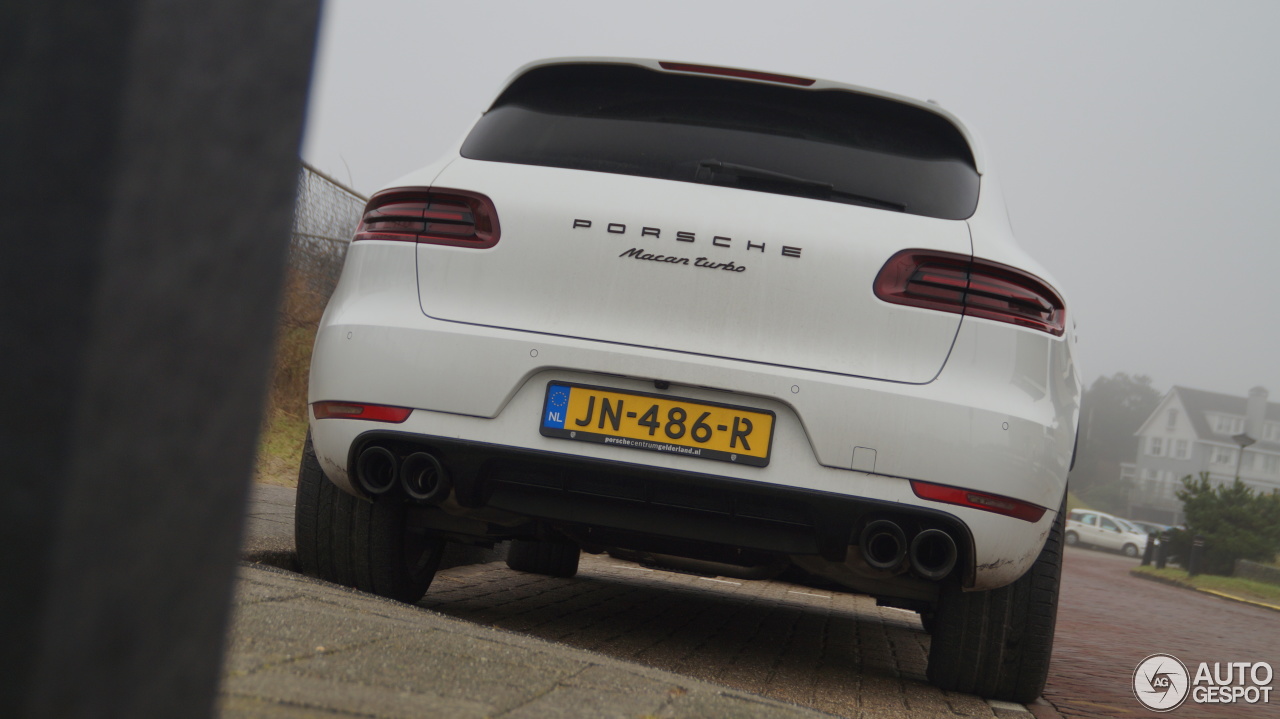 Porsche 95B Macan Turbo