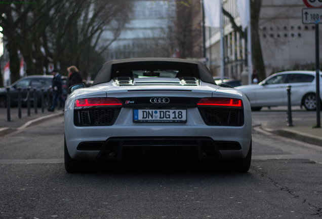 Audi R8 V10 Spyder 2016