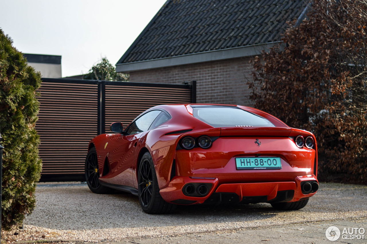 Ferrari 812 Superfast