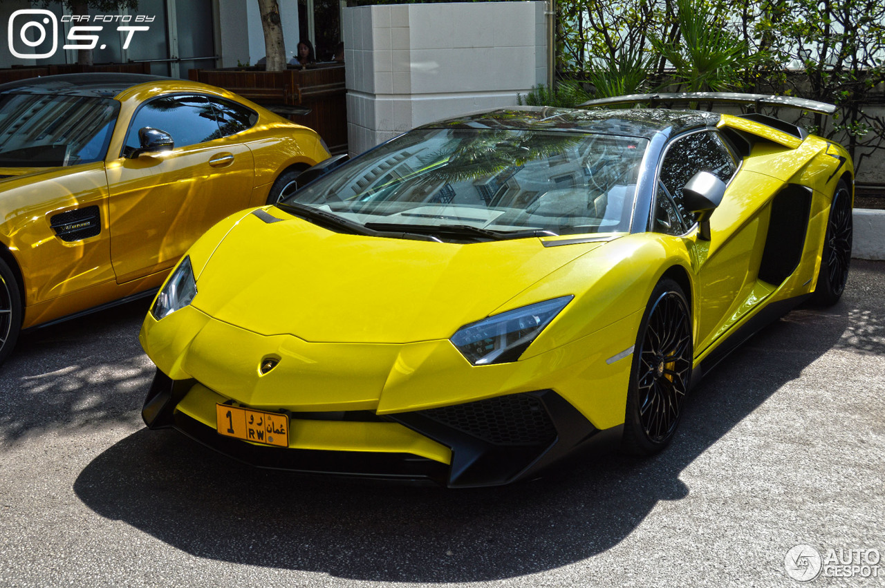 Lamborghini Aventador LP750-4 SuperVeloce Roadster