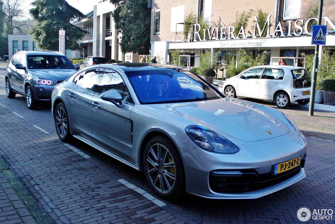 Porsche 971 Panamera Turbo S E-Hybrid