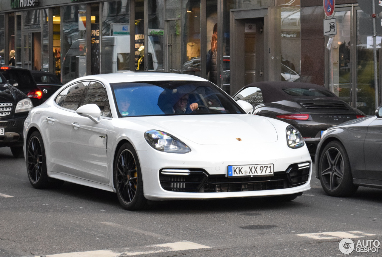 Porsche 971 Panamera Turbo S E-Hybrid