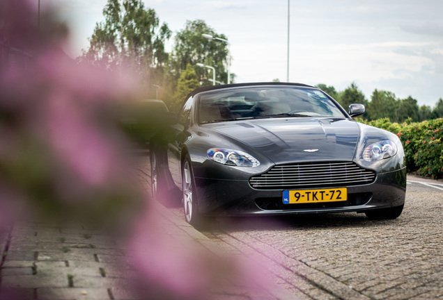 Aston Martin V8 Vantage Roadster