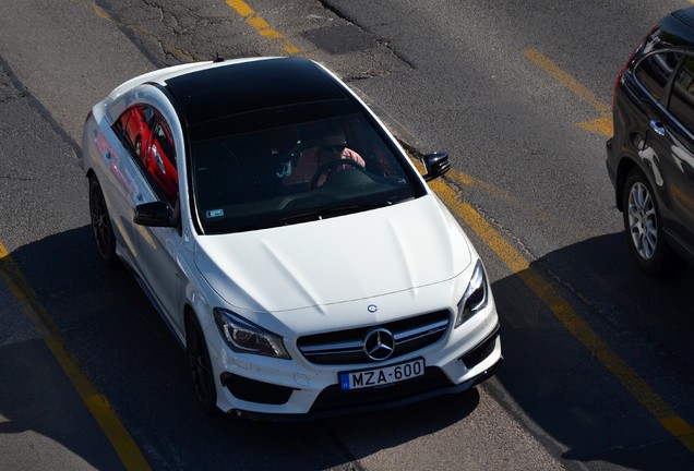 Mercedes-Benz CLA 45 AMG C117