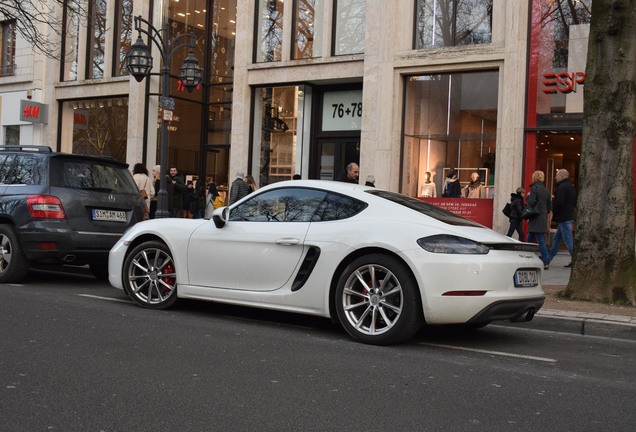 Porsche 718 Cayman S