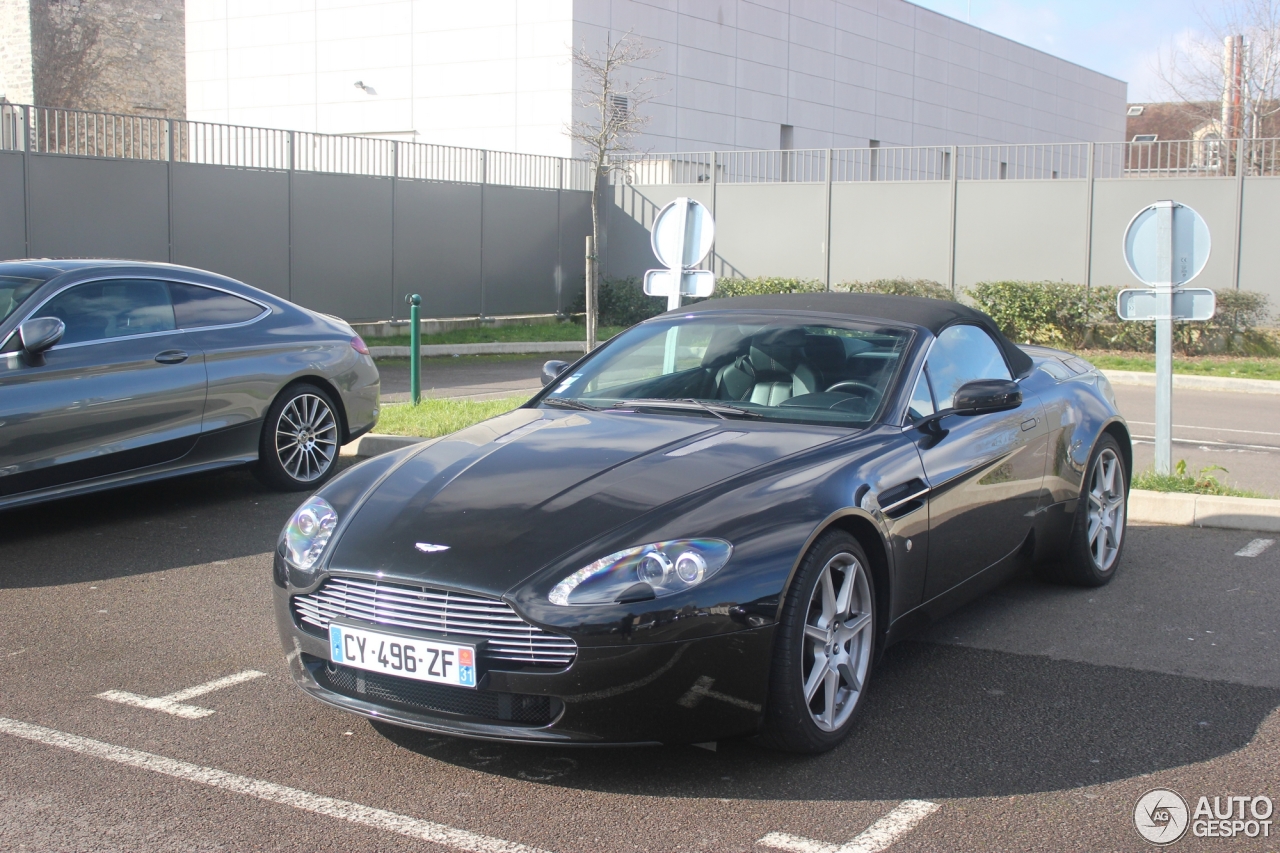 Aston Martin V8 Vantage Roadster