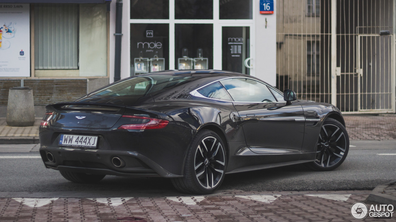 Aston Martin Vanquish 2013