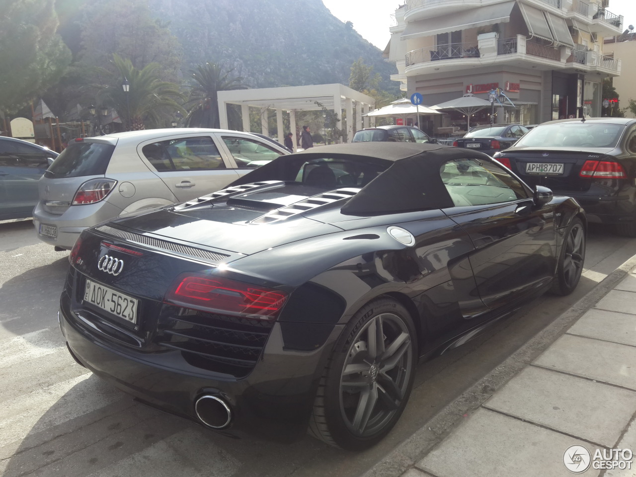 Audi R8 V10 Spyder 2013