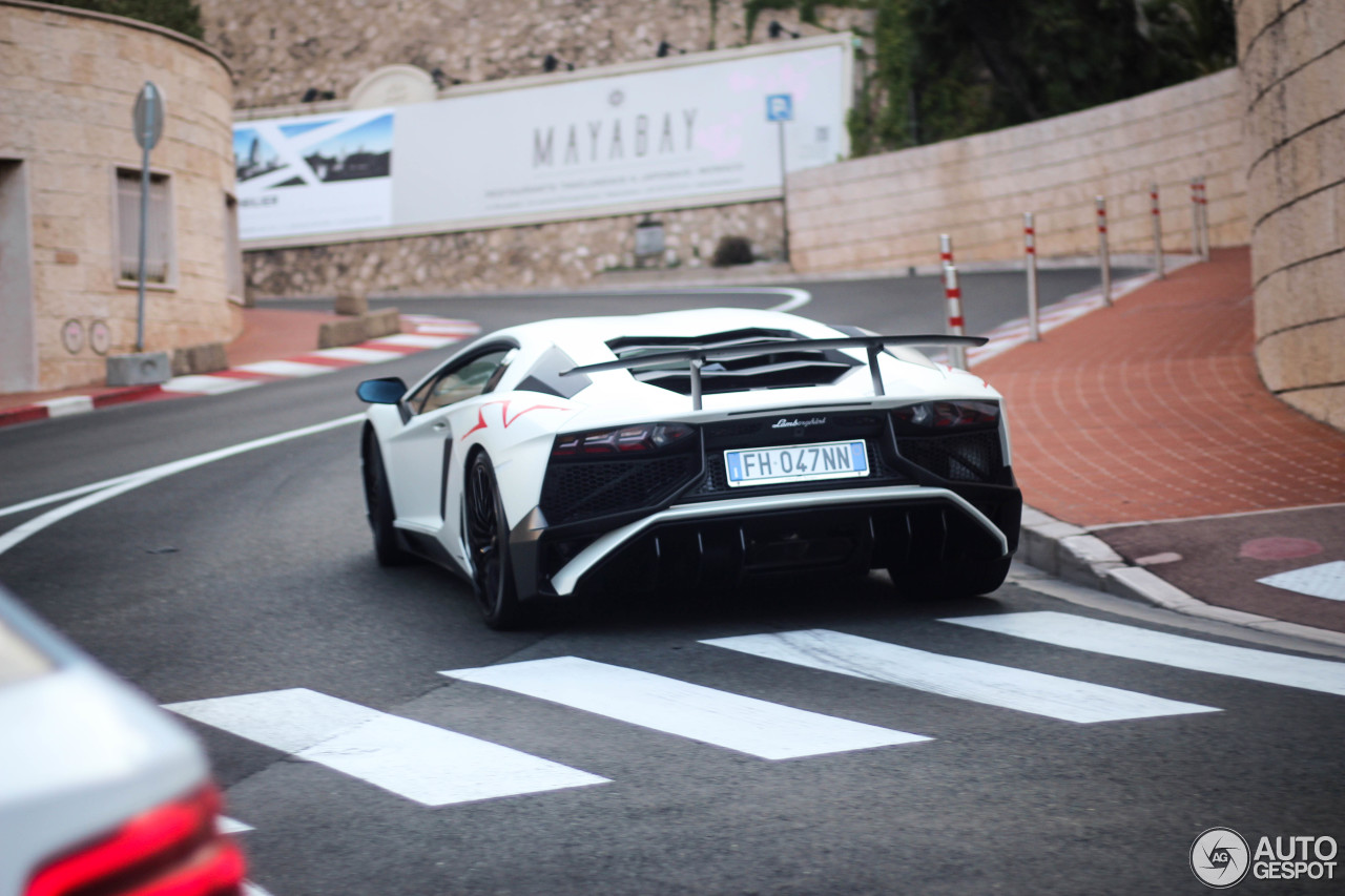 Lamborghini Aventador LP750-4 SuperVeloce