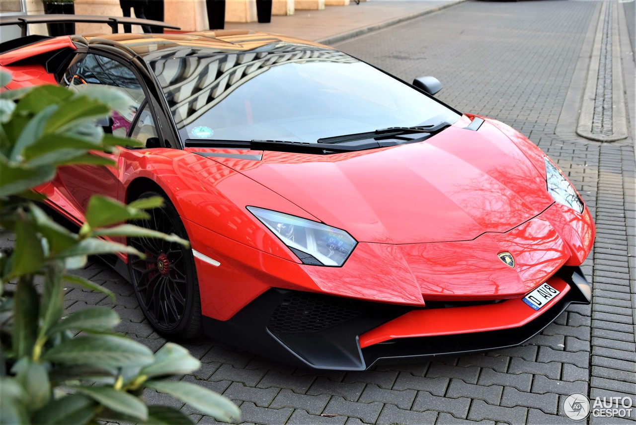 Lamborghini Aventador LP750-4 SuperVeloce Roadster