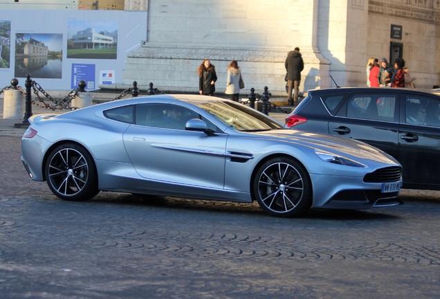 Aston Martin Vanquish 2013