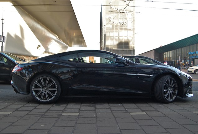 Aston Martin Vanquish S 2017