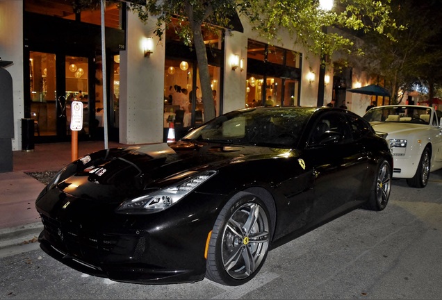 Ferrari GTC4Lusso