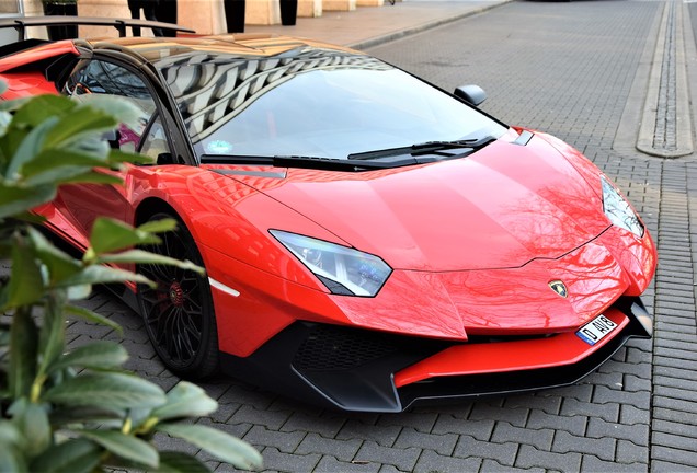 Lamborghini Aventador LP750-4 SuperVeloce Roadster