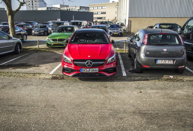 Mercedes-AMG CLA 45 Shooting Brake X117 2017