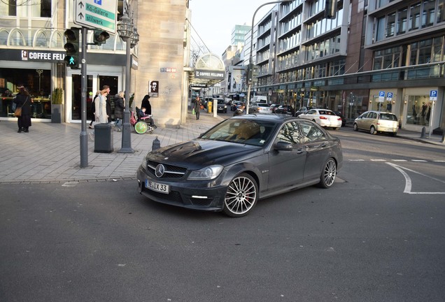 Mercedes-Benz C 63 AMG Edition 507