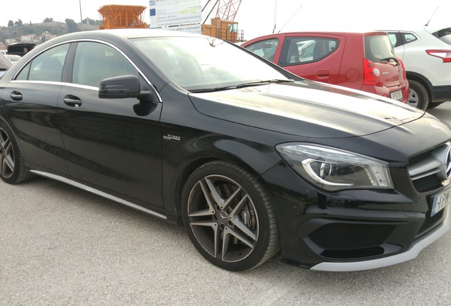 Mercedes-Benz CLA 45 AMG C117