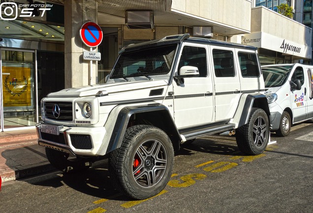 Mercedes-Benz G 500 4X4²