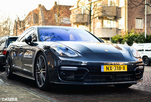 Porsche 971 Panamera Turbo