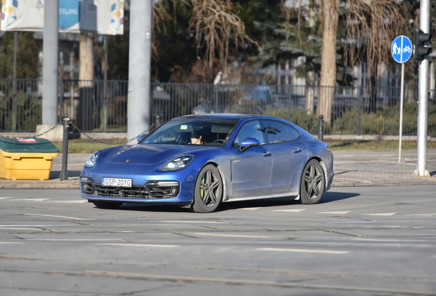 Porsche 971 Panamera Turbo S E-Hybrid