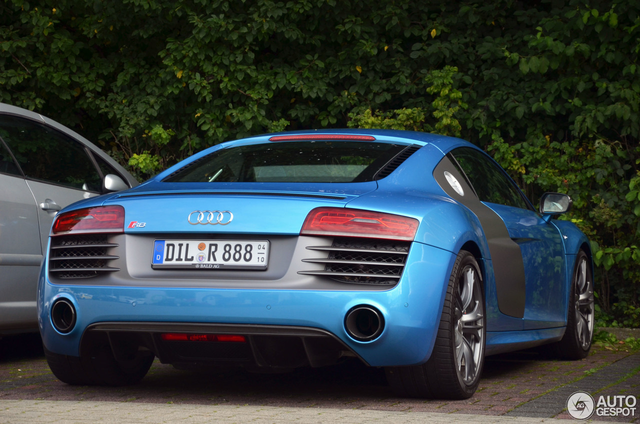 Audi R8 V10 Plus 2013