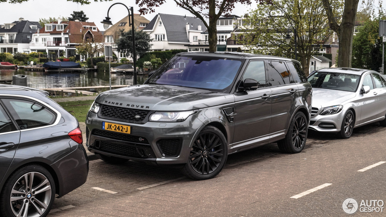 Land Rover Range Rover Sport SVR