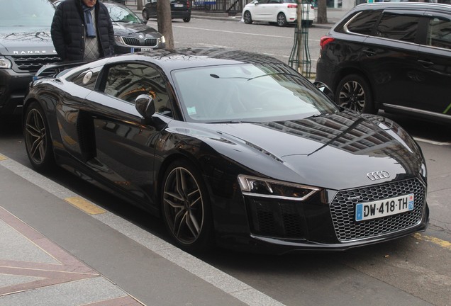 Audi R8 V10 Plus 2015