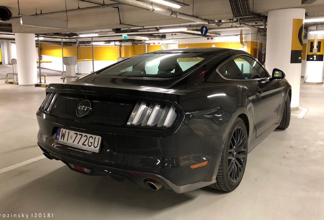 Ford Mustang GT 2015