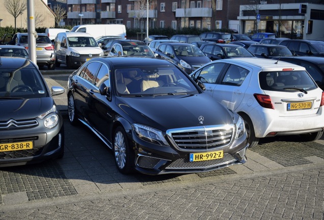 Mercedes-Benz S 65 AMG V222