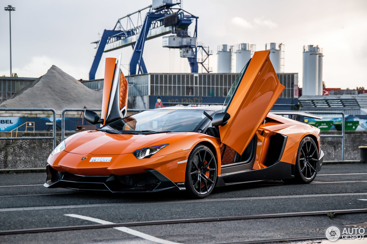 Lamborghini Aventador LP720-4 Roadster 50° Anniversario