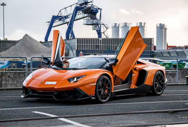 Lamborghini Aventador LP720-4 Roadster 50° Anniversario