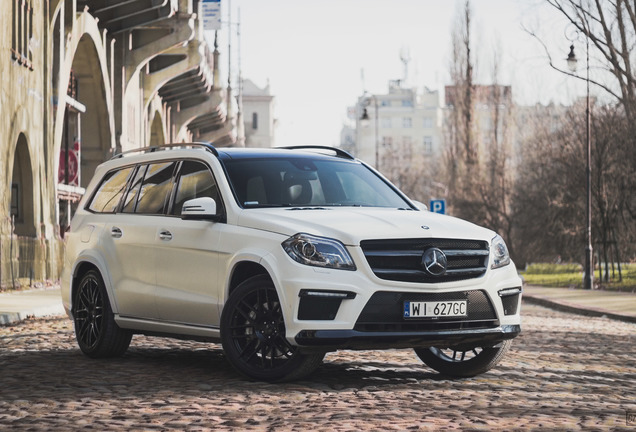 Mercedes-Benz GL 63 AMG X166