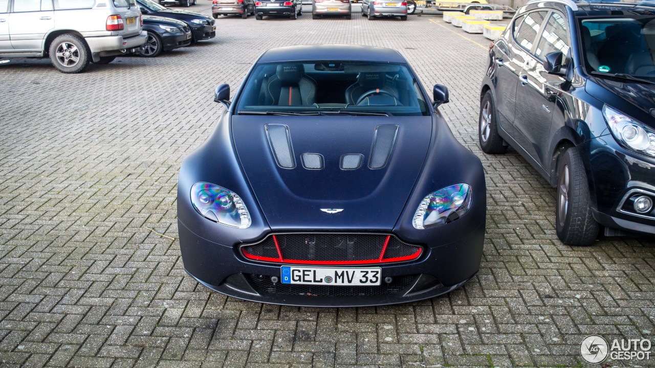 Aston Martin V12 Vantage S Red Bull Racing Edition