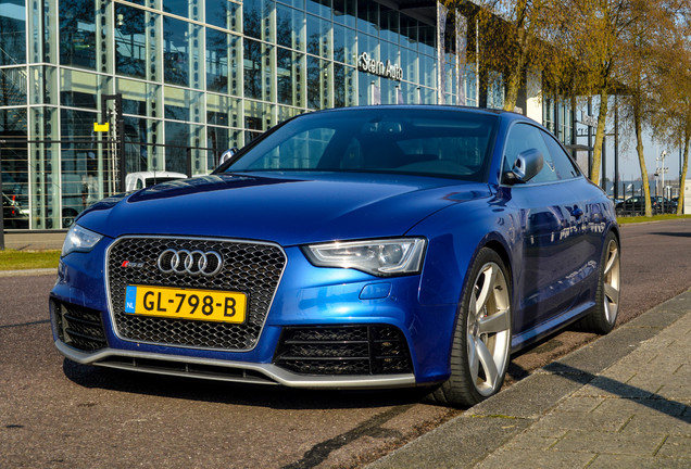 Audi RS5 B8 2012