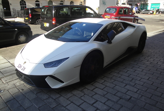 Lamborghini Huracán LP640-4 Performante