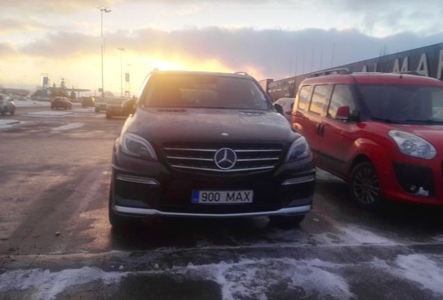 Mercedes-Benz ML 63 AMG W166