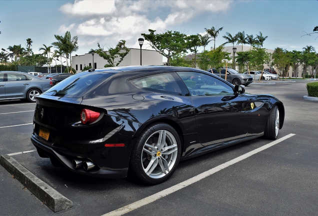 Ferrari FF