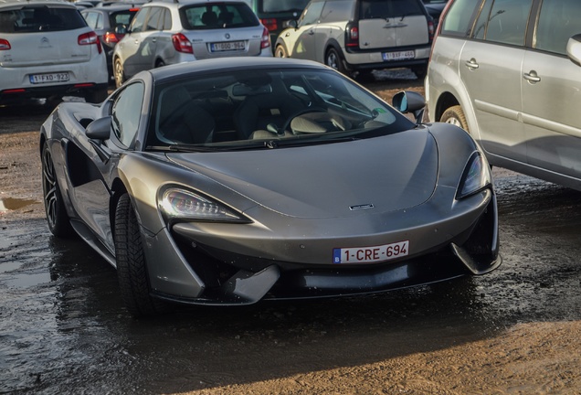 McLaren 570GT