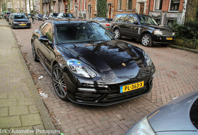 Porsche 971 Panamera Turbo