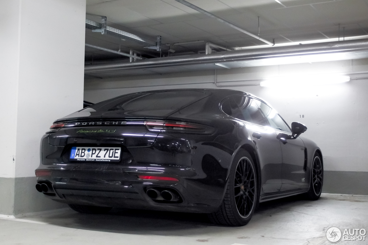 Porsche 971 Panamera Turbo S E-Hybrid