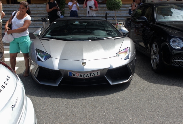 Lamborghini Aventador LP700-4 Roadster